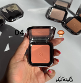 رژگونه و هایلایتر