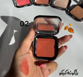 رژگونه و هایلایتر